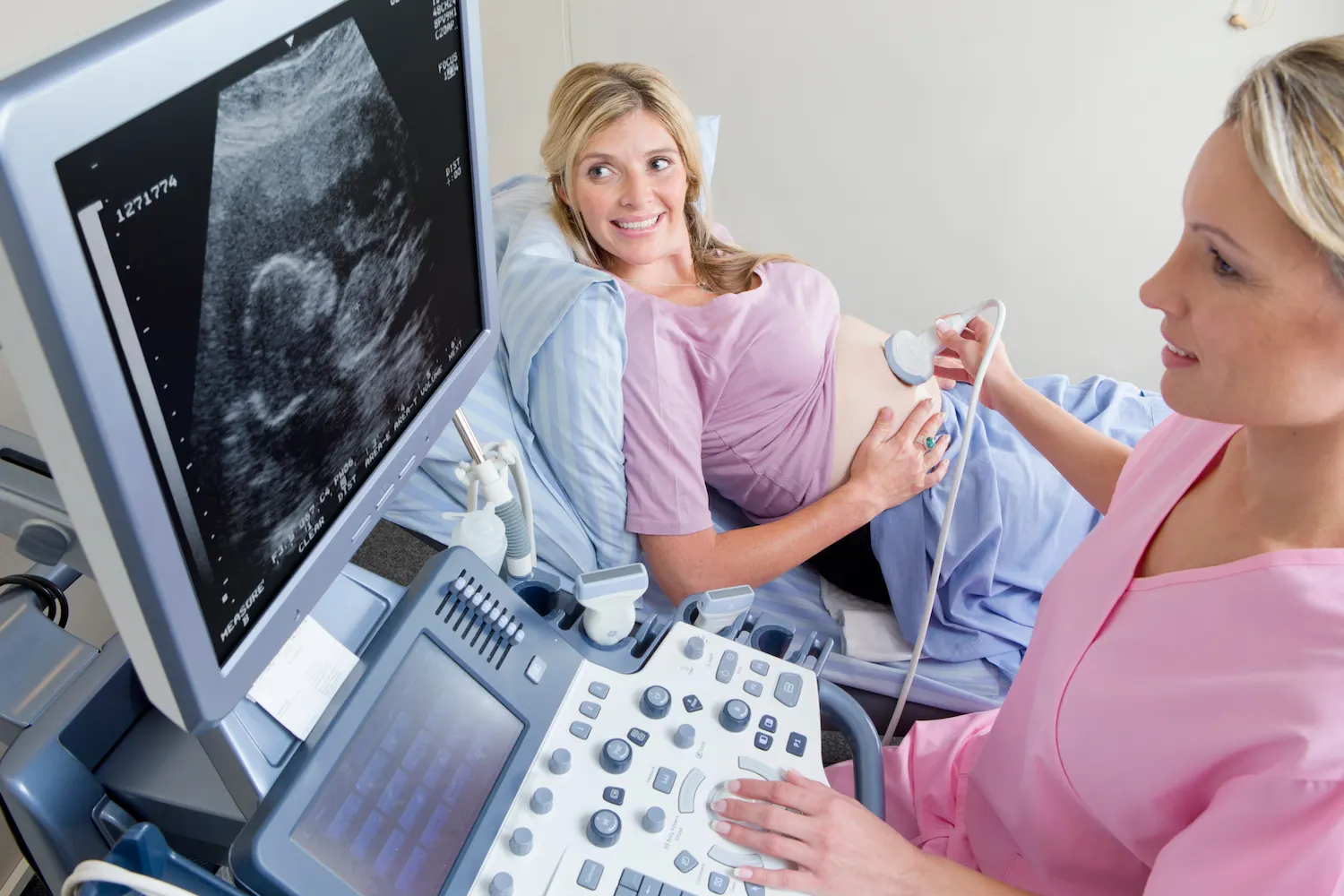 Ecografia equipo - Hospital del Holding