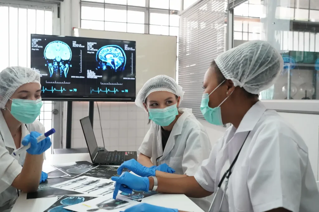 departamento de neurocirugia hospital del holding